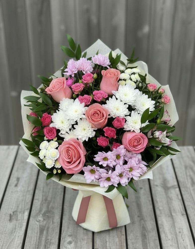 Букет цветов из: Альстромерии, Гвоздики, Розы и Хризантемы в Палласовке