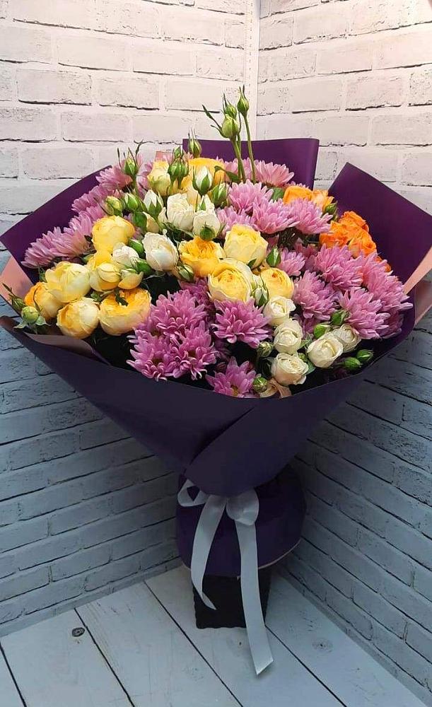 Букет цветов из: Хризантемы и Розы в Палласовке