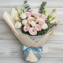 Букет цветов из:  Лизиантусы в Палласовке