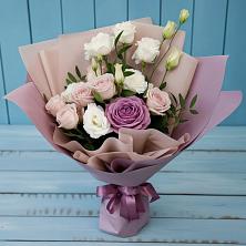 Букет цветов из:  Розы и Лизиантусы в Палласовке