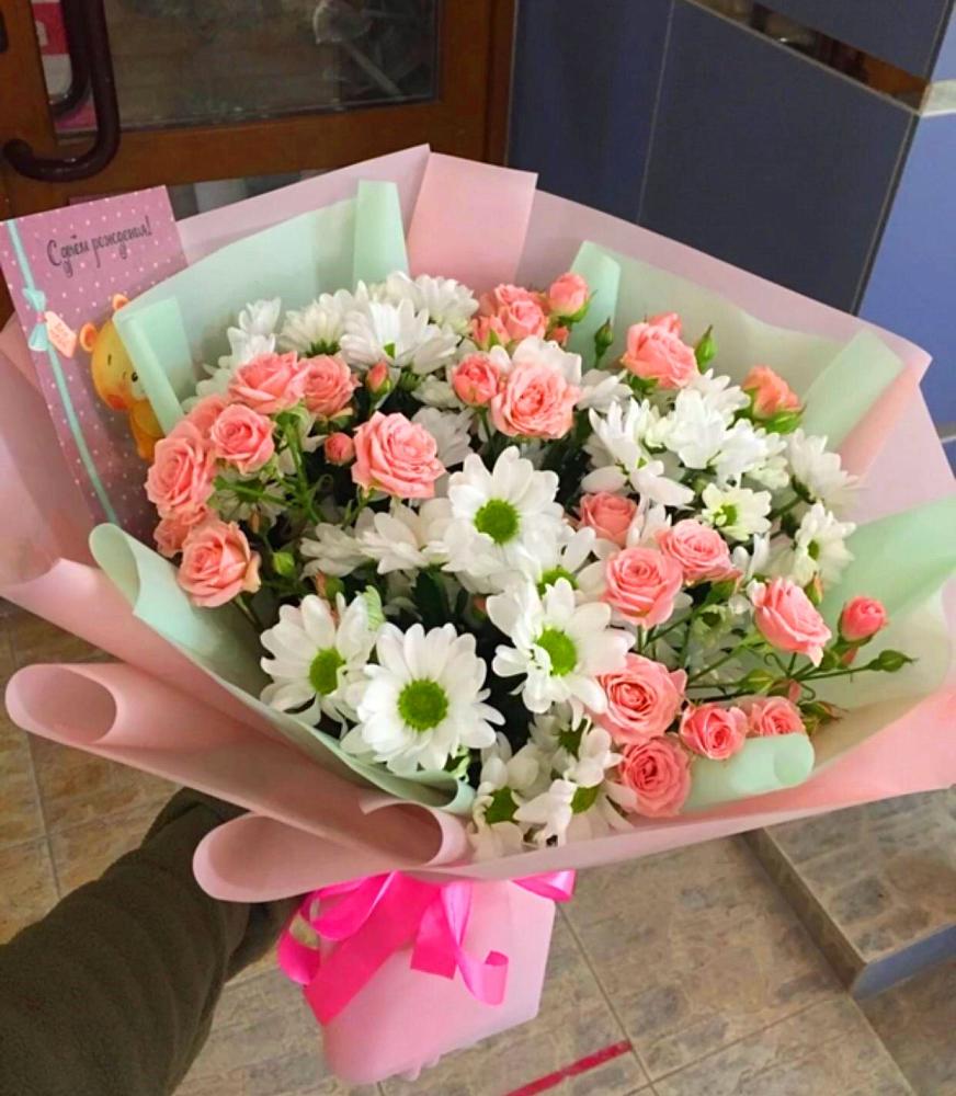 Букет цветов из: Розы и Хризантемы в Палласовке