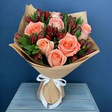 Букет цветов из:  Розы и Альстромерии в Палласовке