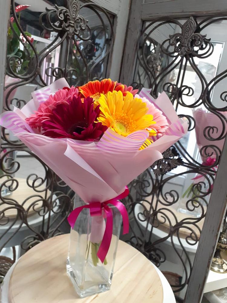 Букет цветов из: Герберы в Палласовке