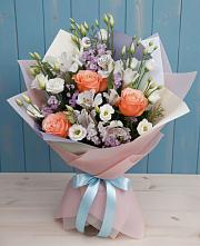 Букет цветов из:  Лизиантусы, Розы, Альстромерии и Гипсофила #REPLACE_PRED# Палласовке